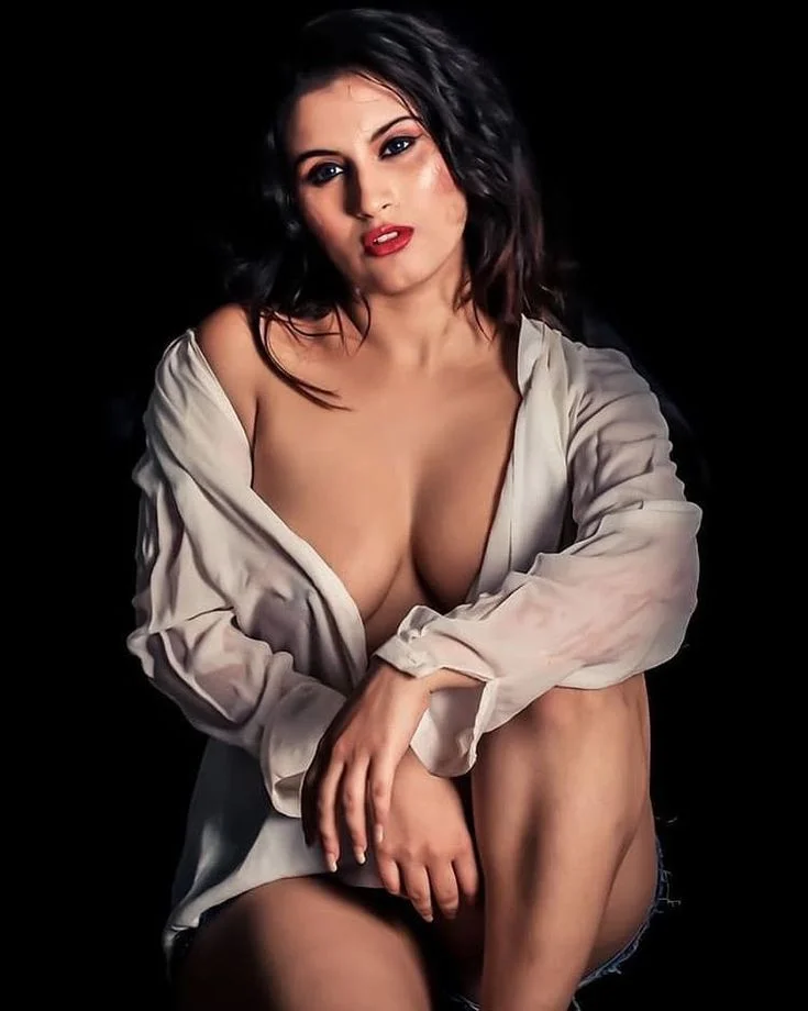 Kolkata call girl pihu